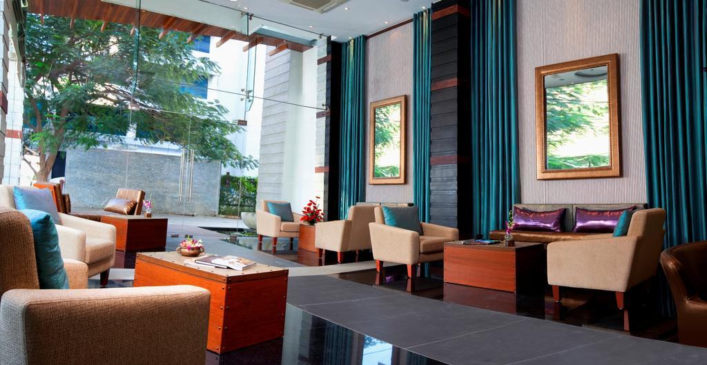 Melange Astris Aparthotel Bangalore Exterior foto